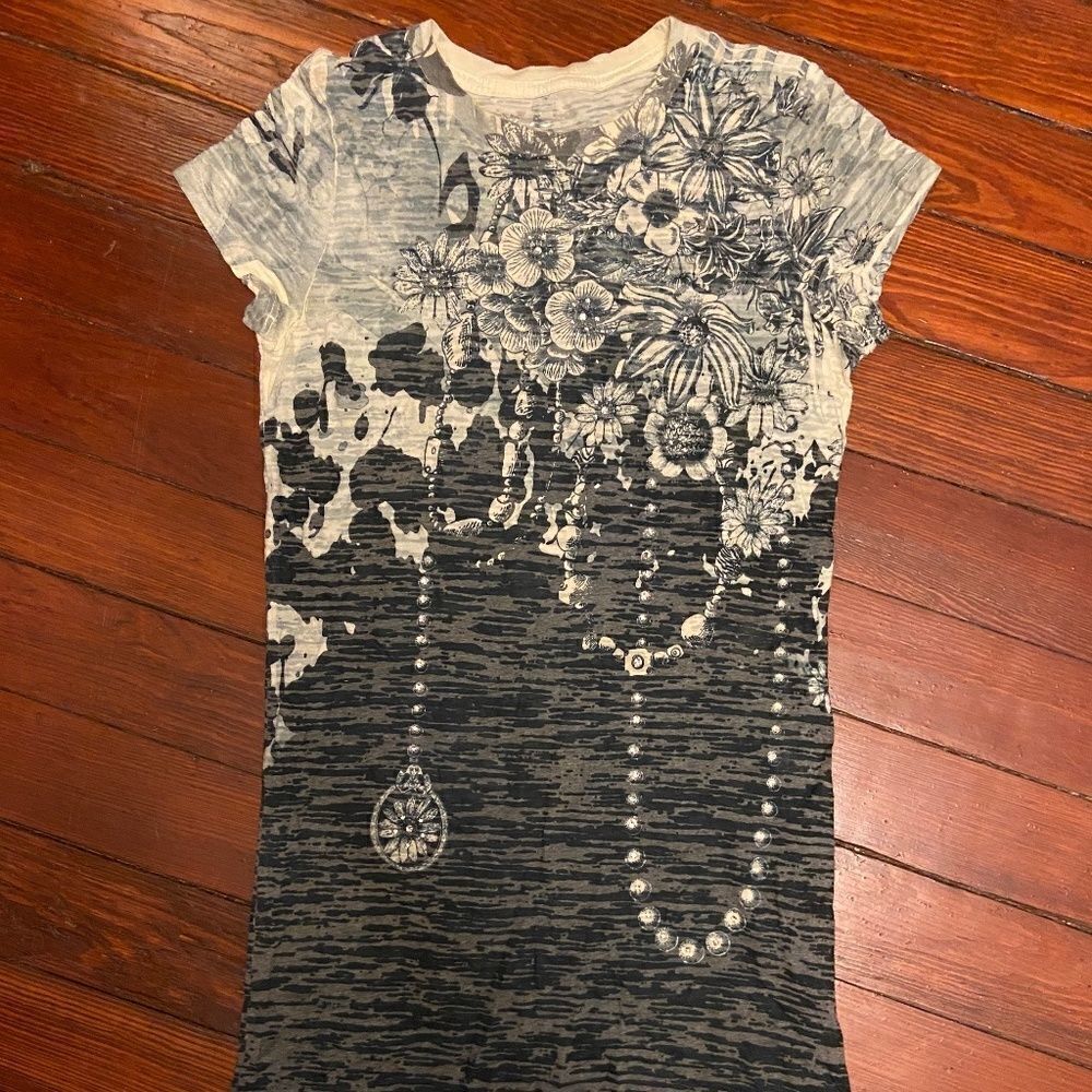 Cache Blue & White Long Shirt W/ Gems Tee'Z Small